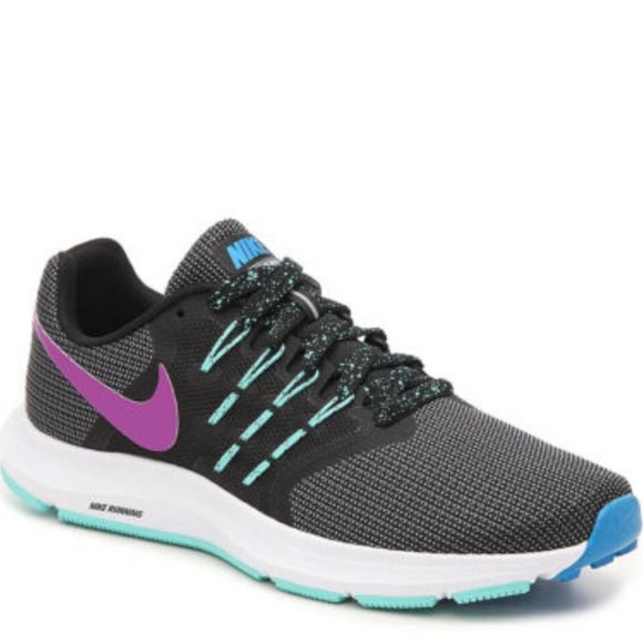 Nike Shoes - Nike Women’s Run Shift SE Running Shoes